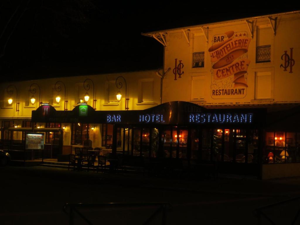 Salies-du-Salat Hotellerie Du Centre מראה חיצוני תמונה